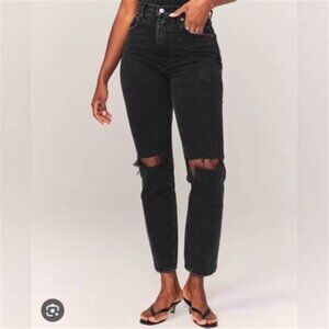 Abercrombie Curve Love Ultra High Rise 90's Straight Jean. BNWOT